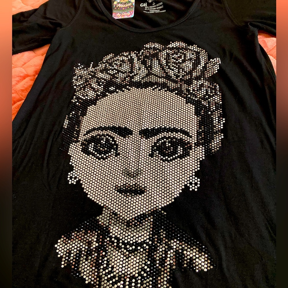 Frida Kahlo top